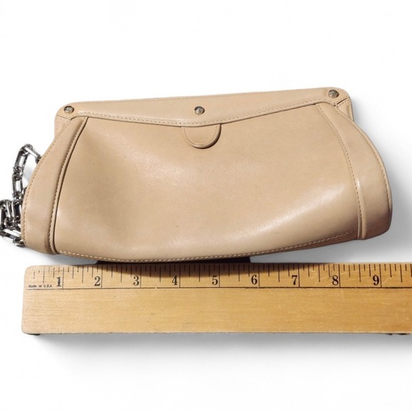 Cole Haan Trinity Beige Leather Wristlet Bag Silver Chain Magnetic Closure - Picture 6 of 9
